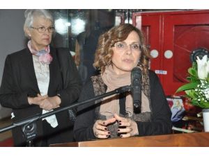 ‘İmkansız Dokunuşlar’ Sergisi