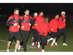 Trabzonspor, Fenerbahçe Maçı Hazırlıklarına Başladı
