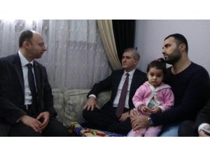 Sağlık Müsteşarından Şanlıurfalı Aileye Bebek Ziyareti