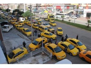 Taksiciler Özür Ve Destek İçin Geldi