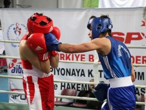 Trabzon’da Boks Heyecanı Devam Ediyor