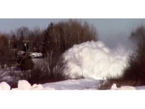 Çığ Değil Tren Geliyor