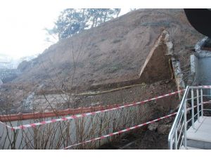 Çanakkale’de Heyelan Paniği