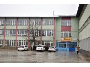 Alevilerin ’Zorunlu Din Dersi’ Boykotu