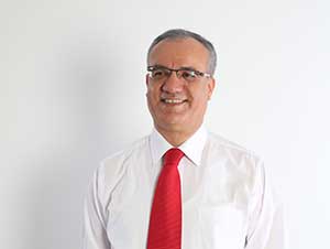 Beklenen istifa geldi