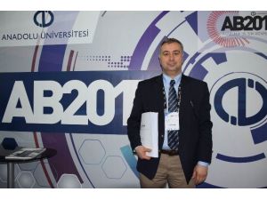 Anadolu Üniversitesi’ndeki Akademik Bilişim Konferası’na Rekor Katılım