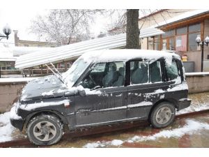 Dursunbey Beyaz Örtüyle Uyandı