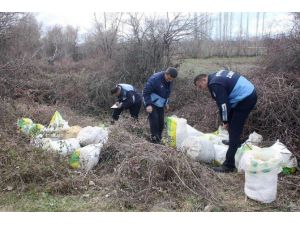 Çalılıklar Arasında 24 Çuval Bozuk Tulum Peyniri Bulundu