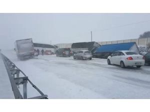 Karayolu’nda Zincirleme Trafik Kazası