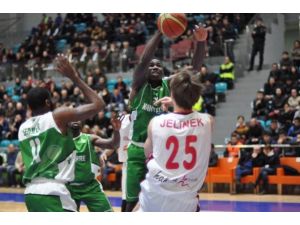 Uşak Sportif, Fransız Temsilcisini Eli Boş Gönderdi