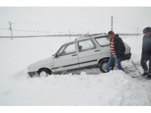Beyaz Kabus Trafiği Felç Etti