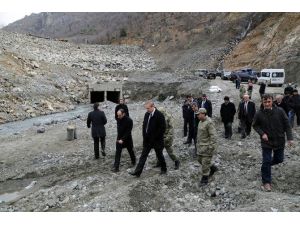Barajda Kaybolan İşçiyi Arama Çalışmaları Sürüyor