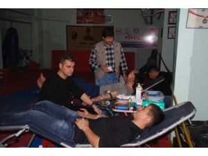 Akademi Sporcularından Kızılay’a Kan Bağışı