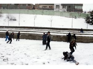 Öğrenciler Vali Amcaya Seslendi