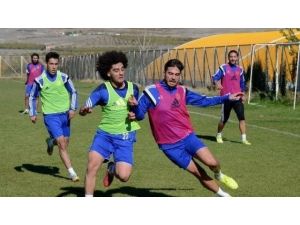 Yeni Malatyaspor’da Ferhat Canlı’ya Profesyonel Lisans Çıkarıldı