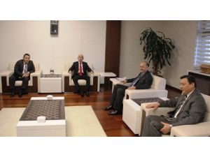 Kırgızistan Heyeti, Vali Azizoğlu’nu Ziyaret Etti