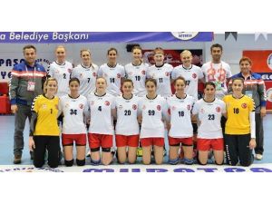 Muratpaşa Belediyespor Tur Peşinde