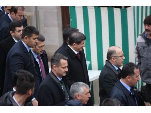 Başbakan Ahmet Davutoğlu Sivas’ta