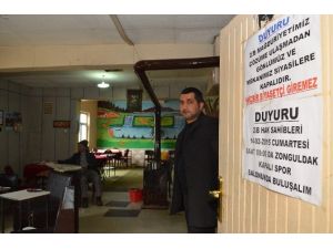 (Özel Haber) Tepkilerini Kıraathane Kapısına Astıkları Yazıyla Gösterdiler