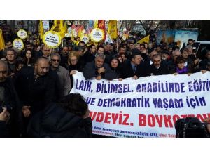 Eğitim-sen’den “Laik, Bilimsel, Ana Dilde Eğitim Ve Demokratik Yaşam” Eylemi