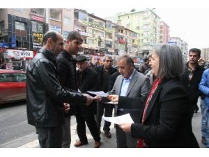Diyarbakır’da 15 Şubat Yürüyüşü İçin Bildiri Dağıtıldı