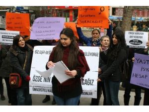 Eskişehir’de Özgecan Tepkisi