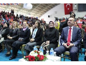 Müezzinoğlu, Edirne’de Partisinin Kadın Kolları 4. Olağan Kongresi’ne Katıldı