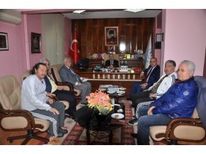Hentbolun Duayenlerinin Adana Buluşması