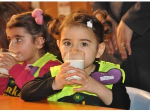 Sivas’ta Çocuk Festivali Düzenlendi