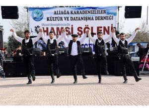 İzmir’de Karadenizliler Hamsi Şöleninde Coştu