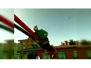 Yok Artık ! Vince Asılarak 6. Kata Çıktı
