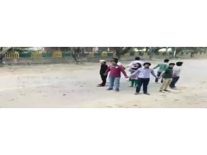 Hindistan Da Taciz Ve Tecavüze Karşı Tepkili