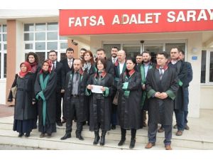 Fatsalı Avukatlar Özgecan İçin Eylem Yaptı