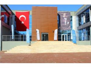 Özgecan Aslan’ın İsmi Gençlik Merkeziyle Yaşatılacak