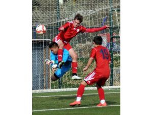 U-17 Cup Nefes Kesti