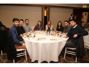 Üniversitelilere İş Hayatına Hazırlık Eğitimi