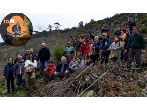 Kazdağları’nda Hem Trekking, Hem Fidan Dikimi