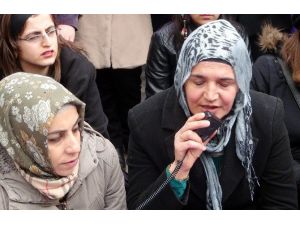 Özgecan İçin Van’da Kürtçe Ağıt