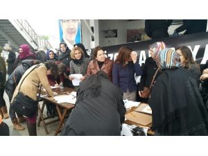 Özgecan Aslan Cinayetine Kadınlardan Büyük Tepki