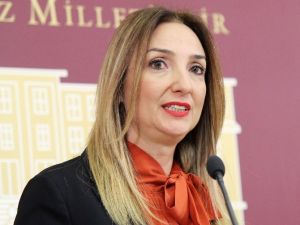 Nazlıaka’dan Dans Açıklaması