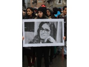 Liseliler Özgecan İçin Yürüdü