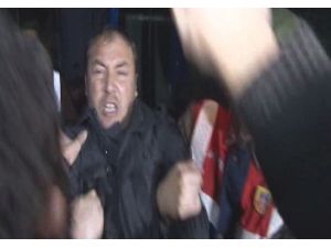 Katil Zanlısına Linç Girişimi