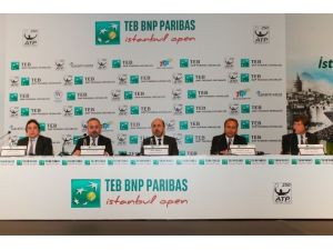 Roger Federer İstanbul’a Geliyor
