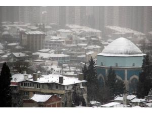Bursa’da Beklenen Kar Geldi