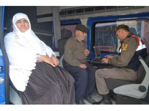 Jandarmanın Mobil Karakolu Hizmeti Ayağa Götürüyor