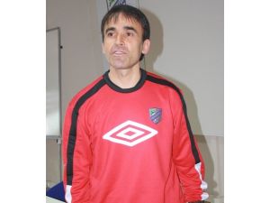 Orduspor Teknik Direktörü Genç Oyuncuların Arkasında