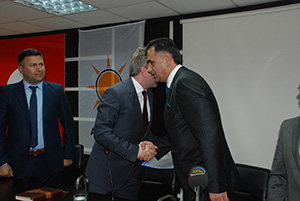 ÖZDEMİR “AK PARTİ ÜLKEMİZE ALTIN ÇAĞINI YAŞATMAKTADIR”