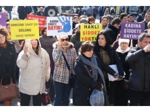 Edremitlilerden Özgecan Cinayetine Tepki