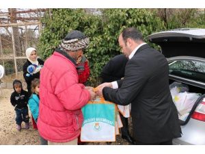 Deaş Zulmünden Kaçan 16 Kişilik Türkmen Aileye Yardım