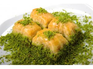 Baklavaya ’Standart’ Geldi